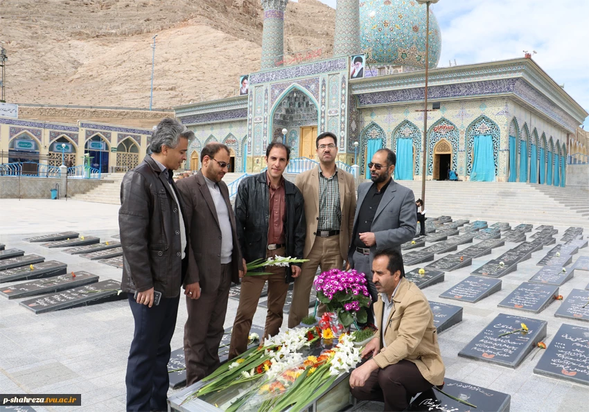 گلباران مزار شهید همت در سالروز شهادت ایشان 2