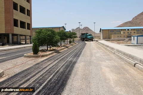 آسفالت ساختمان جدید آموزشکده پسران شهرضا به پایان رسید 7