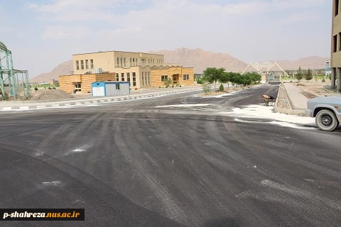 آسفالت ساختمان جدید آموزشکده پسران شهرضا به پایان رسید 15