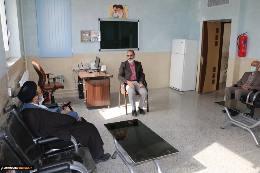 دیدار امامجمعه محترم از مرکزشماره 2 دانشکده پسران شهرضا 4