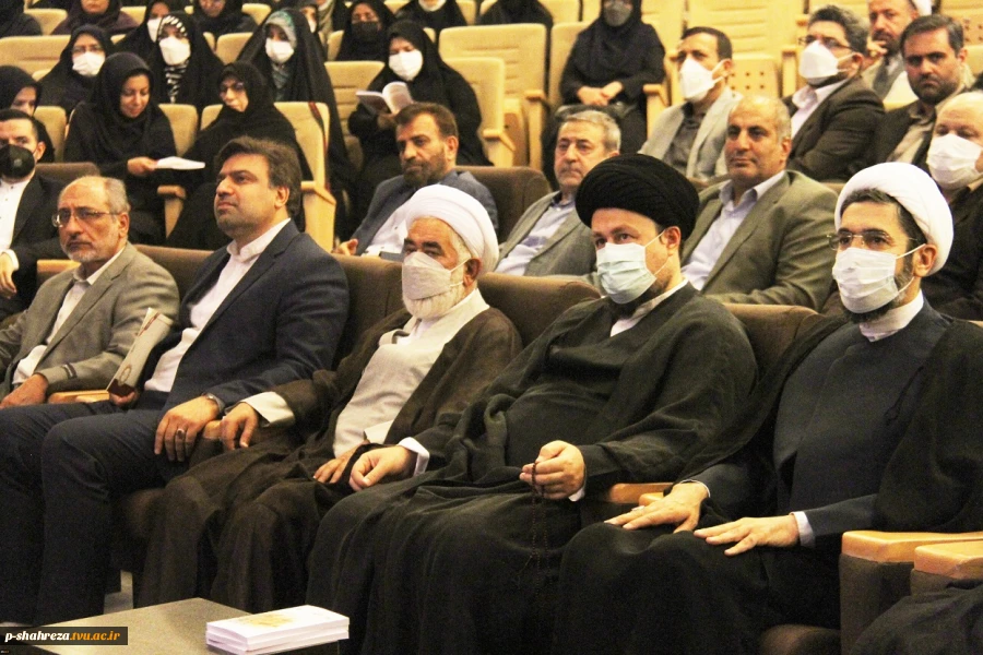 آیین تجدید میثاق دانشگاهیان دانشگاه فنی و حرفه ای با آرمان های امام خمینی(ره) و تجدید بیعت با مقام معظم رهبری(مدظله العالی) برگزار شد 6