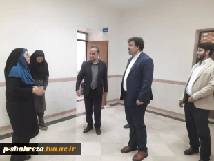 نشست صمیمی دکتر خسرویان با اساتید، کارکنان و دانشجویان آموزشکده فنی و حرفه‌ای خوانسار 4