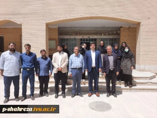 نشست صمیمی دکتر خسرویان با اساتید، کارکنان و دانشجویان آموزشکده فنی و حرفه‌ای خوانسار 5