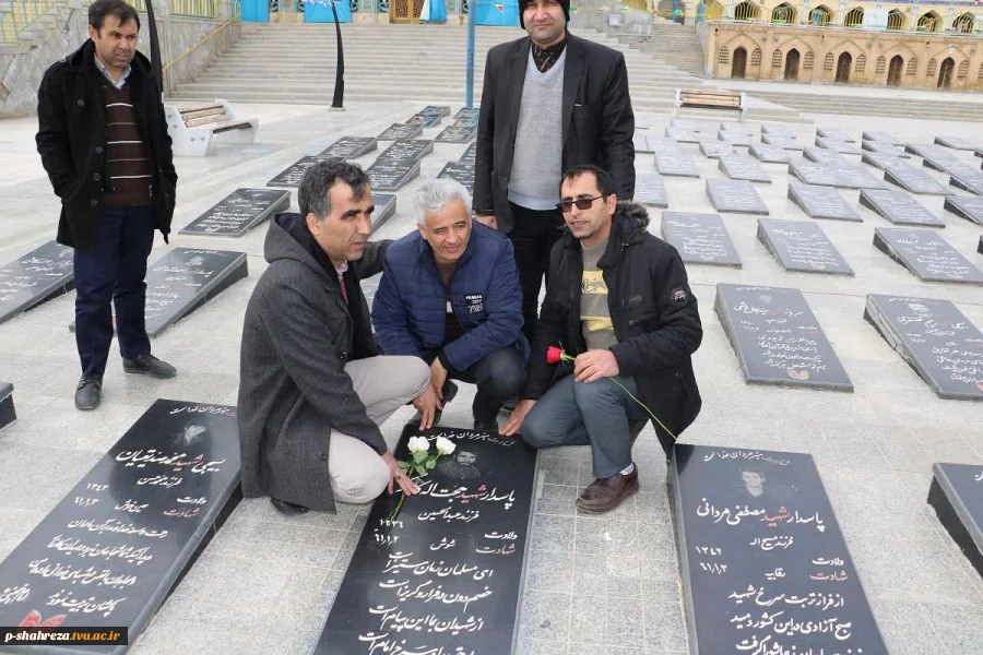 غبارروبی مزار شهدا-بهمن 1401 11
